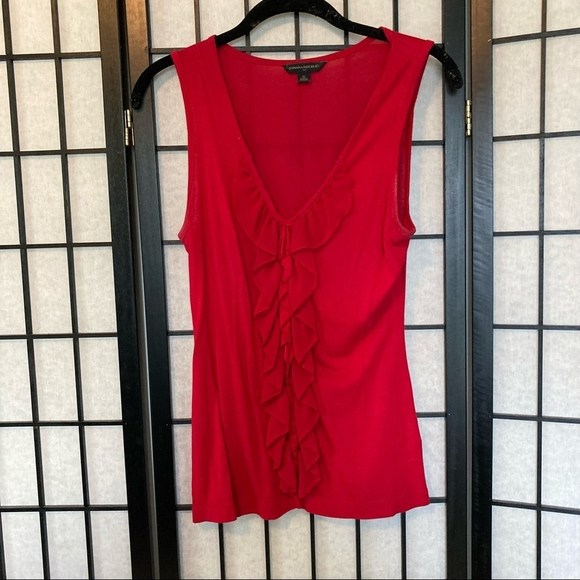 Stylish Sleeveless Tops Bundle – Women’s Ruffle, Floral, Blouses Size Small - Picture 8 of 14